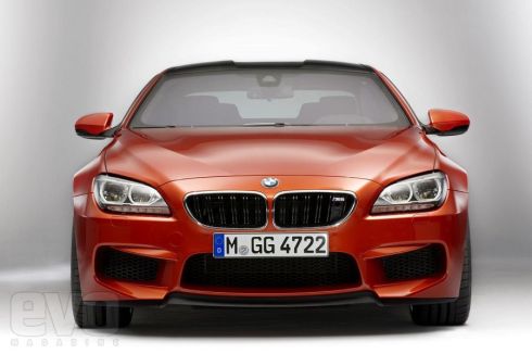 2013 BMW M6 Coupe and Convertible unveiled before Geneva Auto Show 